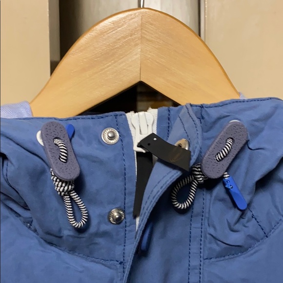 Vineyard Vines Classic Blue Hooded Raincoat - Picture 5 of 9